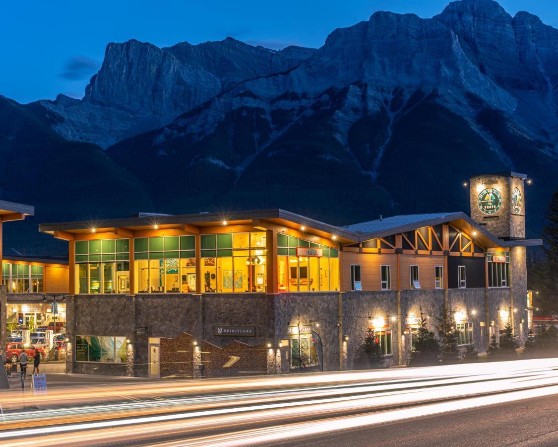 Canmore Downtown Hostel Екстериор снимка
