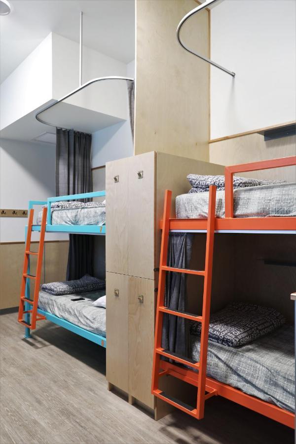 Canmore Downtown Hostel Екстериор снимка