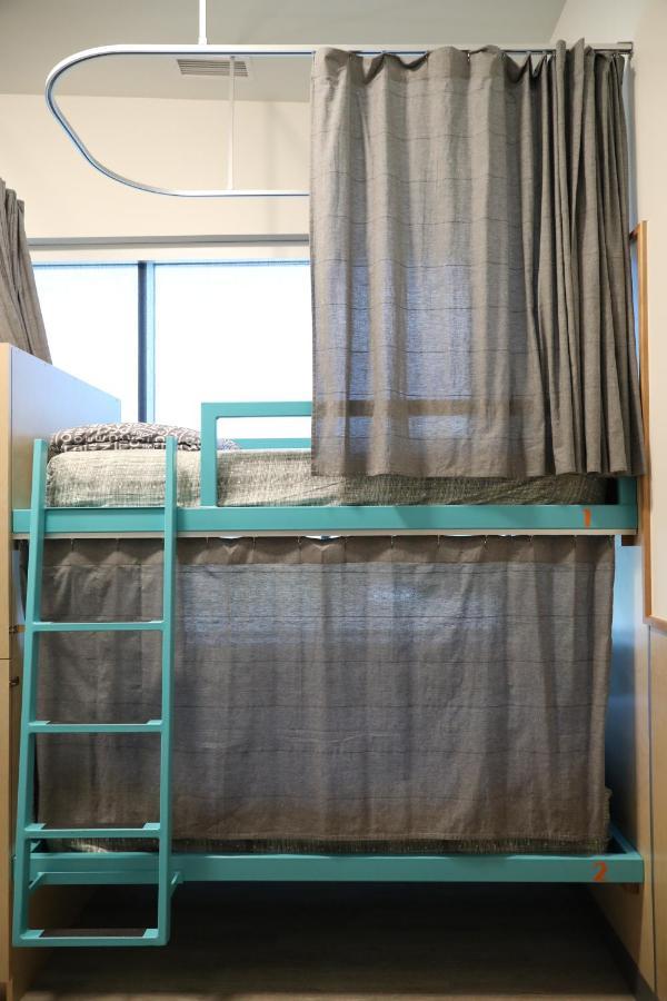 Canmore Downtown Hostel Екстериор снимка